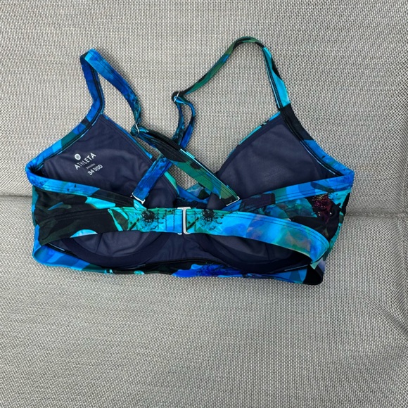 Athleta underwire cross front and back bikini top - Picture 3 of 10